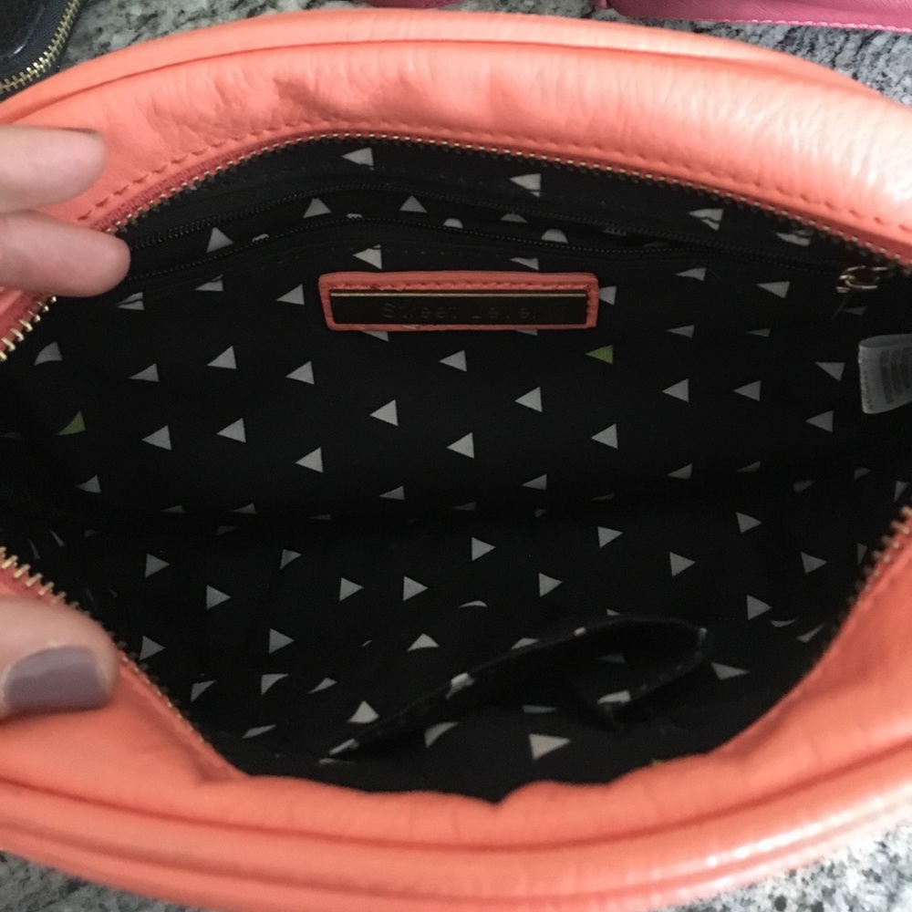 Purse - Picture 4 of 4